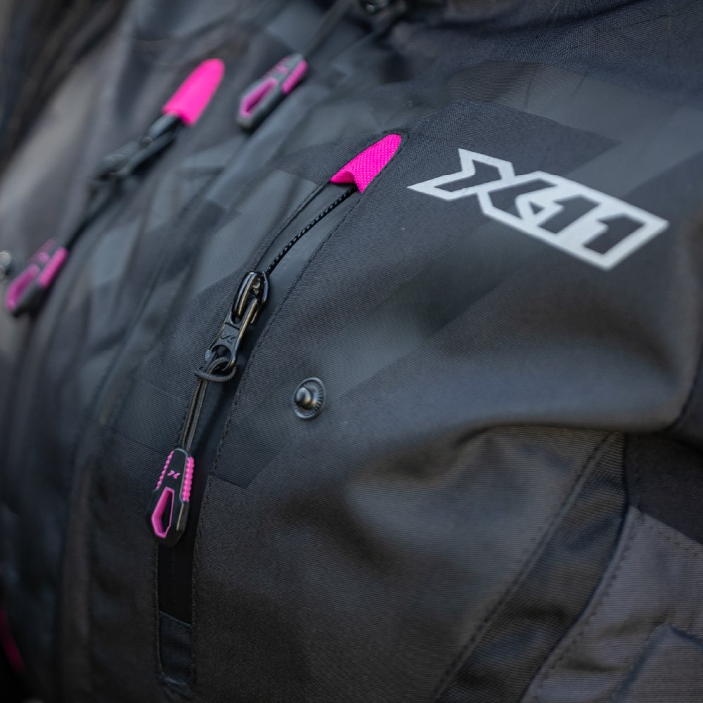 Jaqueta X11 Iron 3 Sporadic Feminina: Proteção, Estilo e Conforto